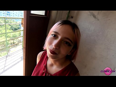 ❤️ Cov tub ntxhais kawm Sensual Sucks ib tug neeg txawv txawv nyob rau hauv lub Outback - Cum ntawm nws lub ntsej muag ❤  Sex video  ntawm peb  ☑